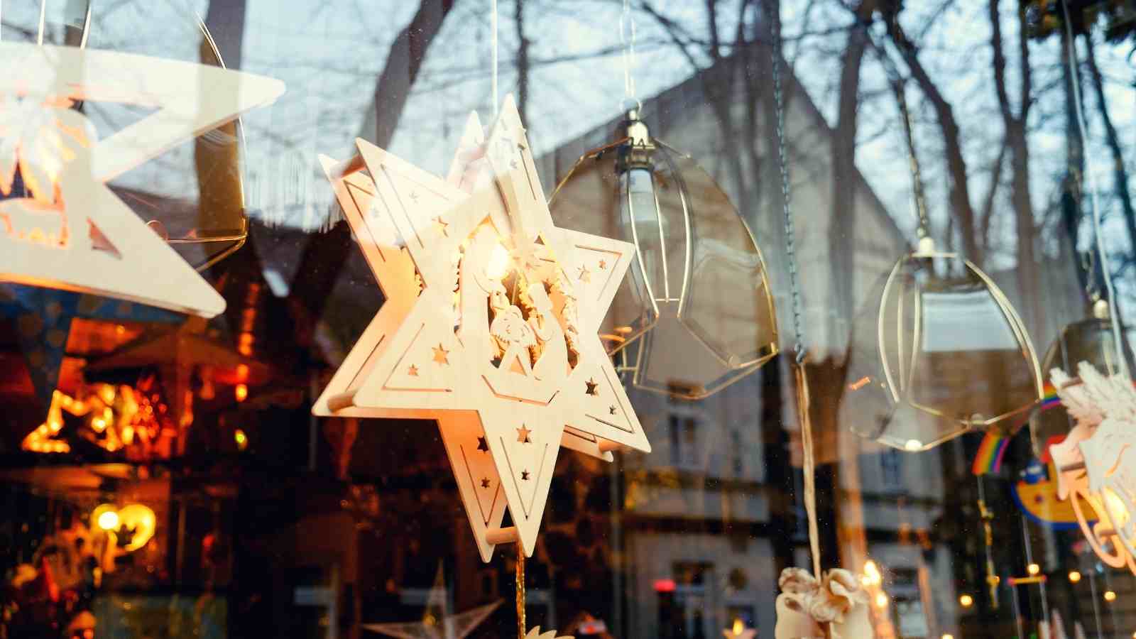 Christmas Paper Star to Decorate your Home