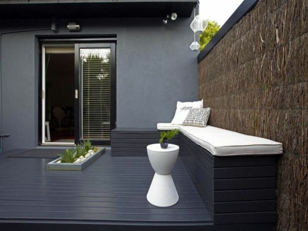 white-accents-on-the-gray-terrace