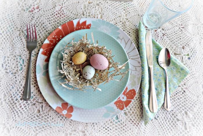 This nest is ideal for your Spring and Easter decorating. Or even on a tablescape like this.
