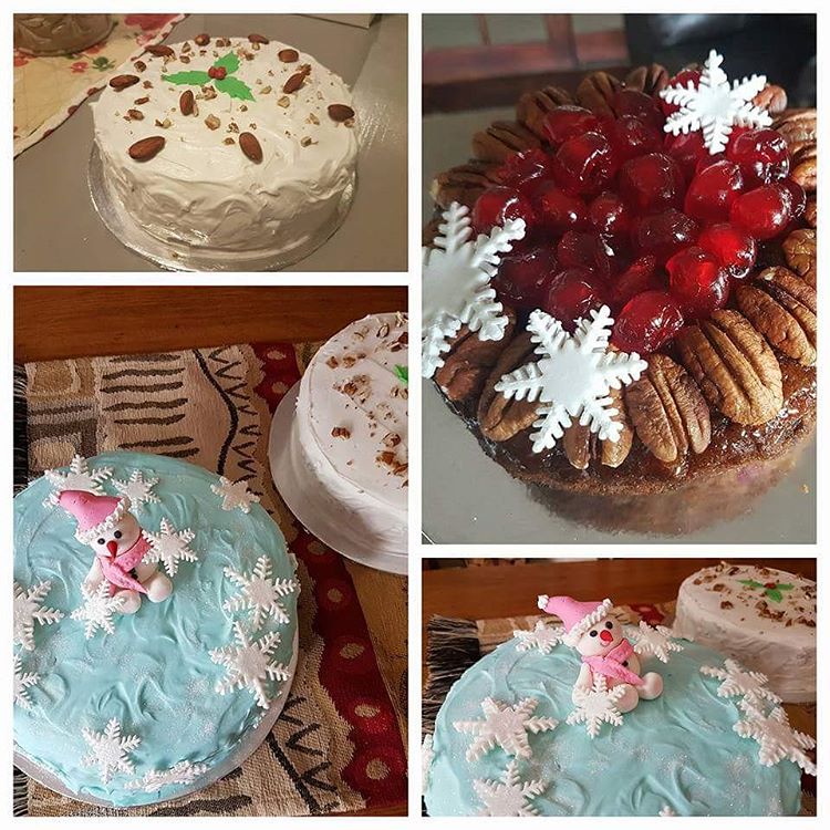 A little late but better than never! Christmas cakes from the Cakery kitchen #lanascakery #christmas #christmascakes
