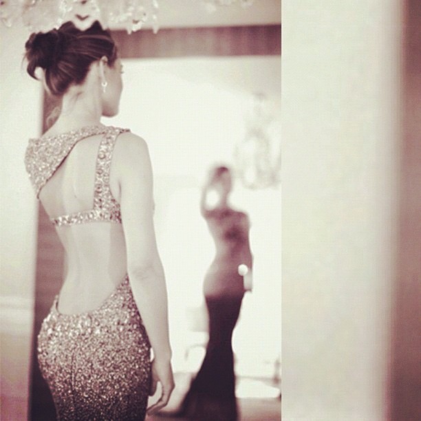 #backless #backlessdresses #sequins #embellishment #glamour #fancy #details #fabulous