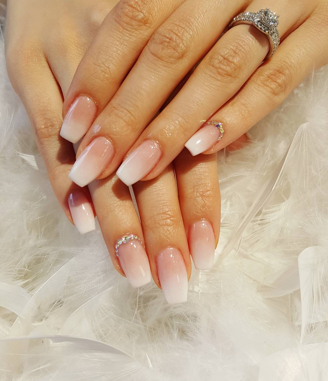40 Manicure Inspiration Ideas with These Classy Nail Designs