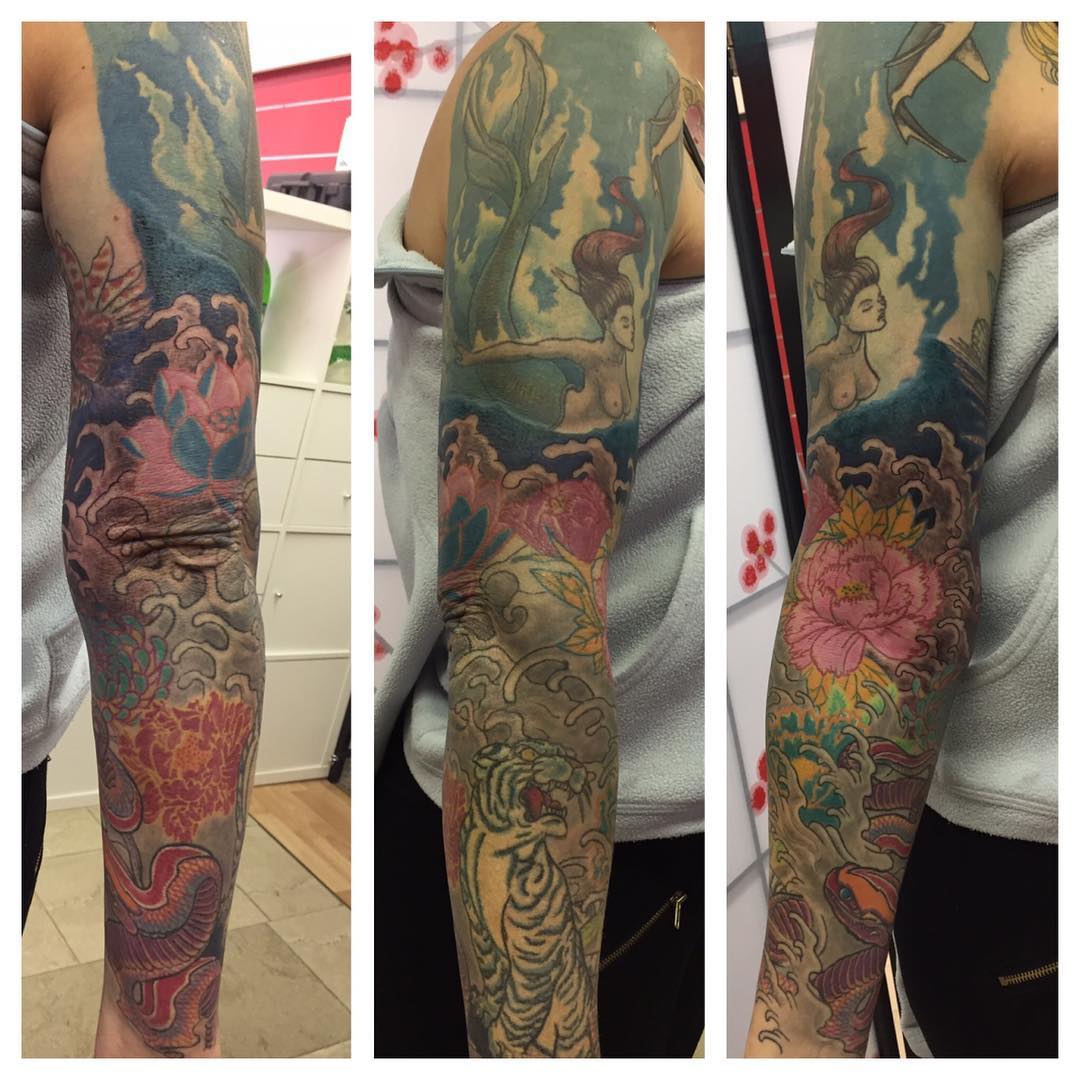 underwater sleeve tattoo color colortattoo fullsleeve fullsleevetattoo japanesetattoo underwatertattoo tattoovienna viennatattoo