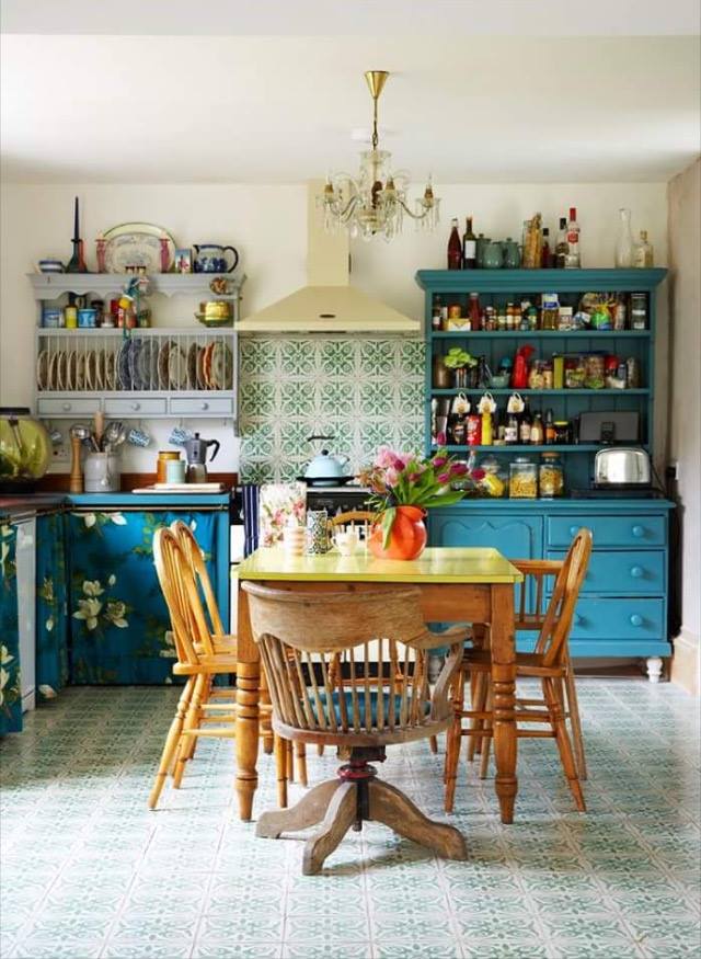 Adorable Vintage Kitchen Design