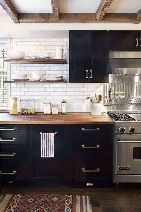 Black & White Vintage Kitchen Design