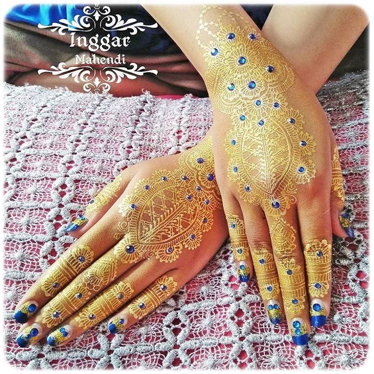 40 Fashionable Gold Henna Tattoos for Temporary Style