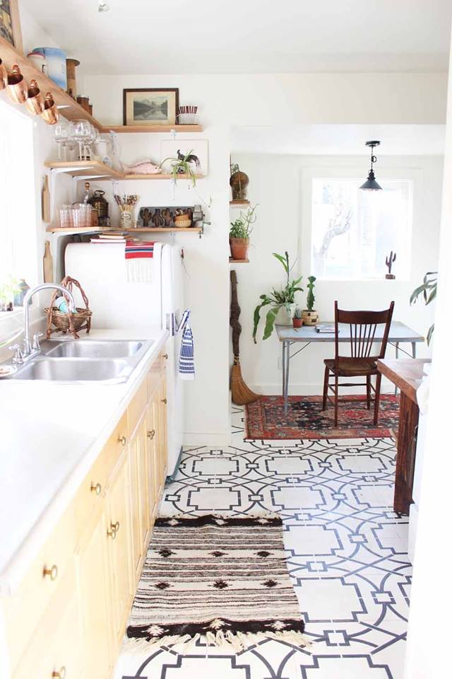 Small Vintage Kitchen