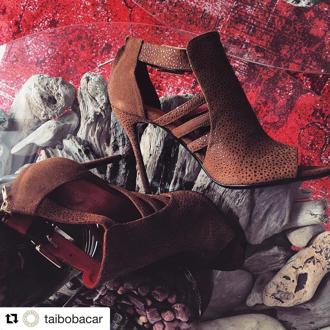 #booties #cutoutboots #mozambique #boots #leather