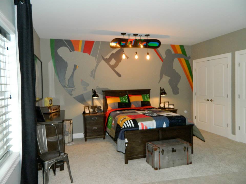 Awesome Teen Boy's Room Decor