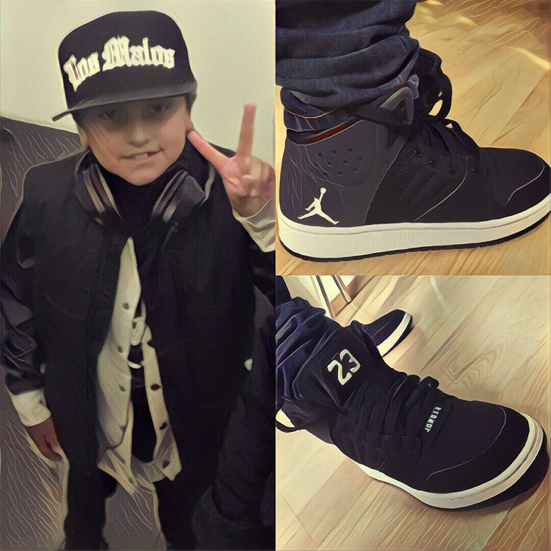 Black Sneakers Kid