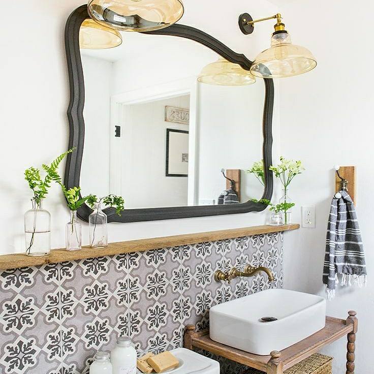 Charming Vintage Styled Bathroom