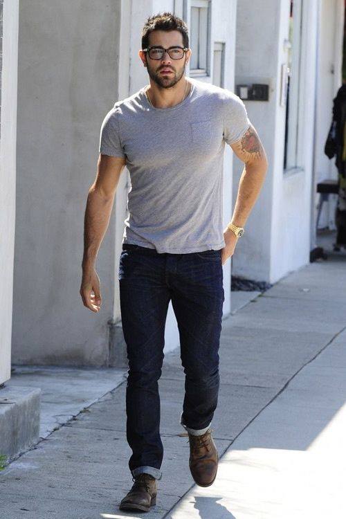 Grey Full Sleeve T-Shirt With Jeans