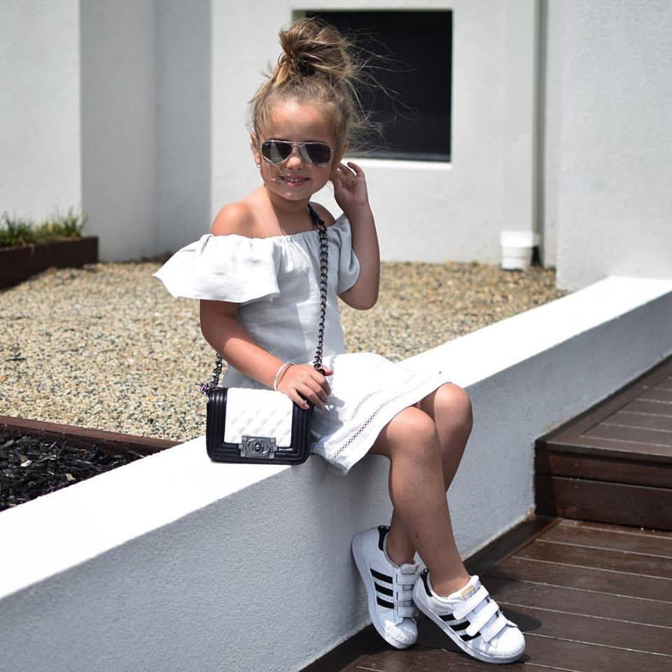55 Snazzy Little Girl Sneaker Outfits That Are a Seamless 