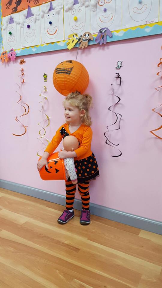 Pumpkin Outfit With Purple Sneaker