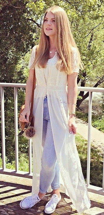Spring Outfit With Converse