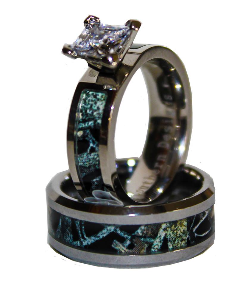Stunning Black Camo Engagement Wedding Rings Set