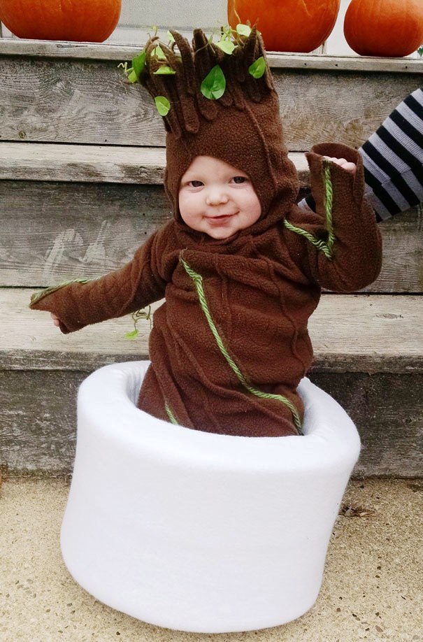 Adorable Baby Wearing Halloween Costumes To Make You Go Aww