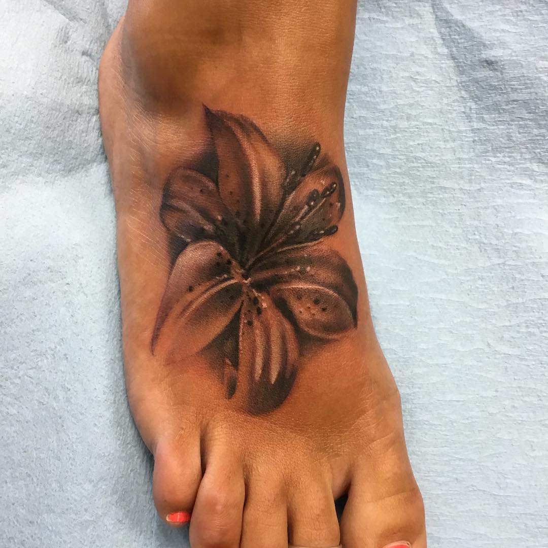 50 Creative Tiny Foot Tattoo Ideas With Pictures - Gravetics