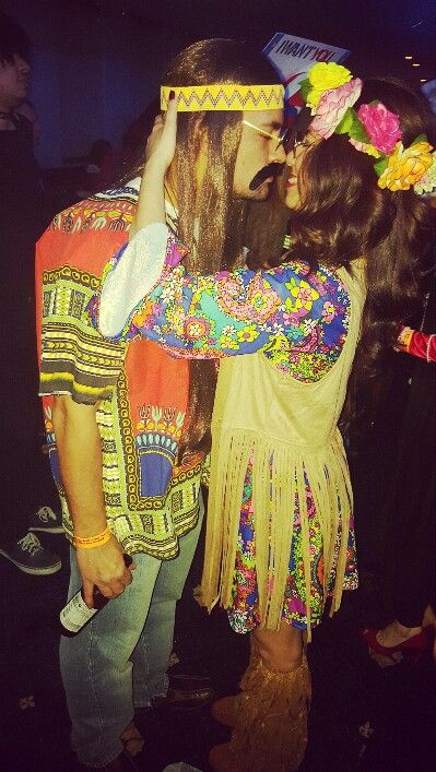 Hippies couples costume