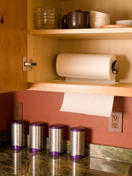 KEEP YOUR PAPER TOWEL HIDDEN YET ACCESSIBLE