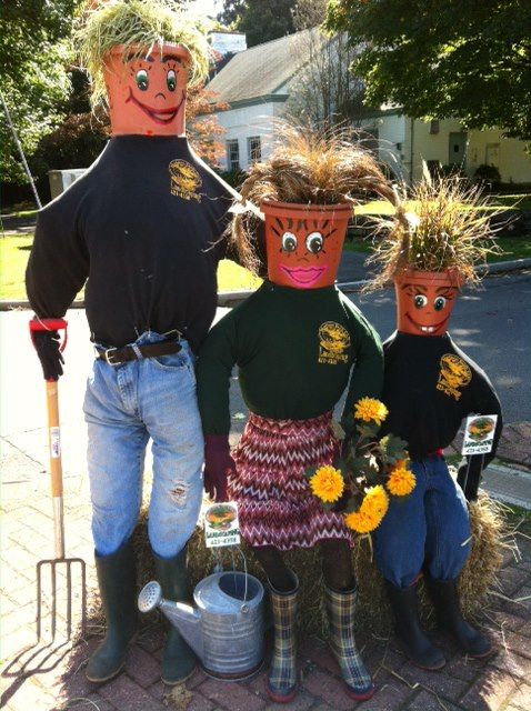 DIY Scarecrow