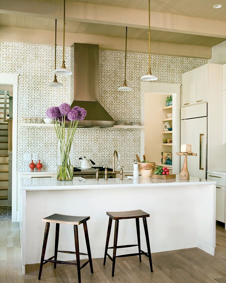 Modern Tiny Kitchen With Awesome Countertop And Wall Decor