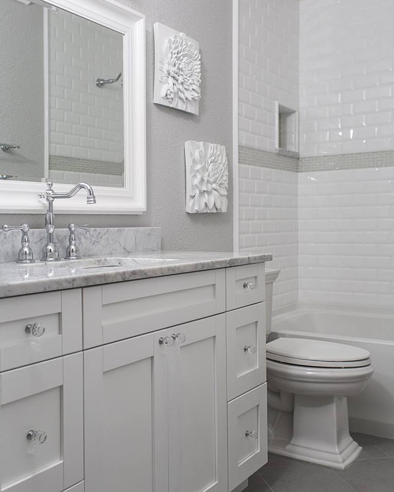 Simple And Sober Grey Royal Contemporary Bathroom