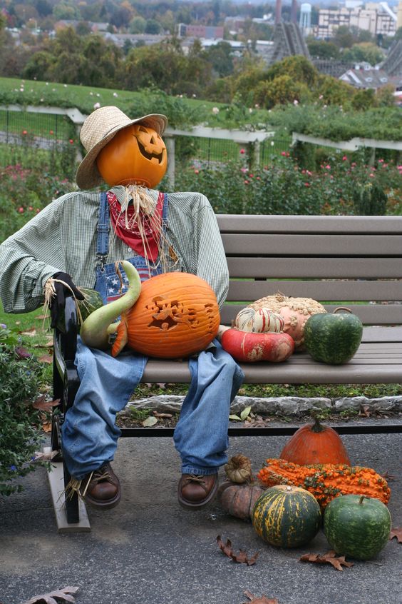 35 Unique DIY Scarecrow Ideas For Kids To Make This Halloween More Fun