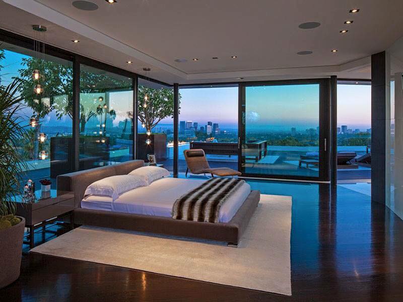 Cool Master Bedroom Designs With Big Windows For Natural View
