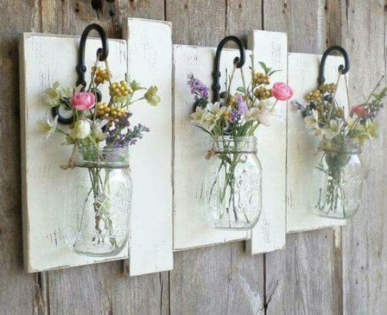 DIY Mason Jar Wall Flower Vase