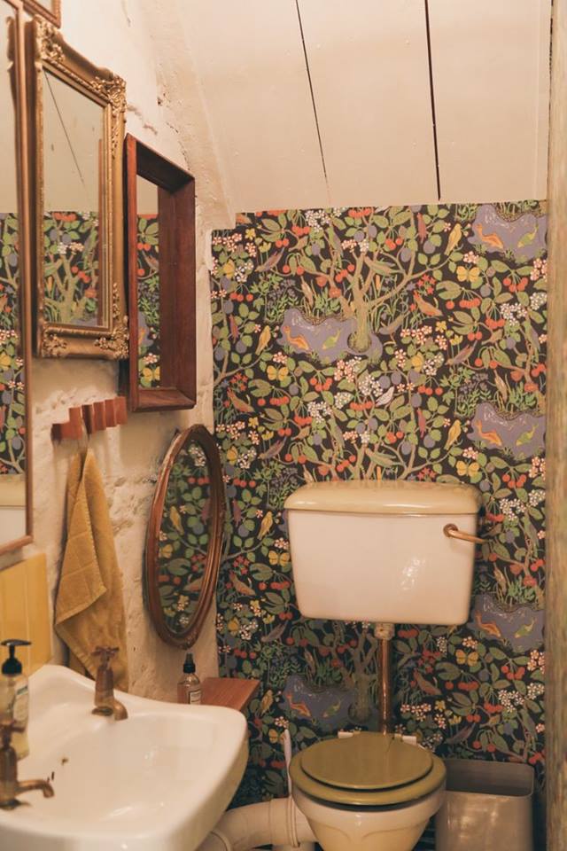 Hippie Style Bathroom Decor