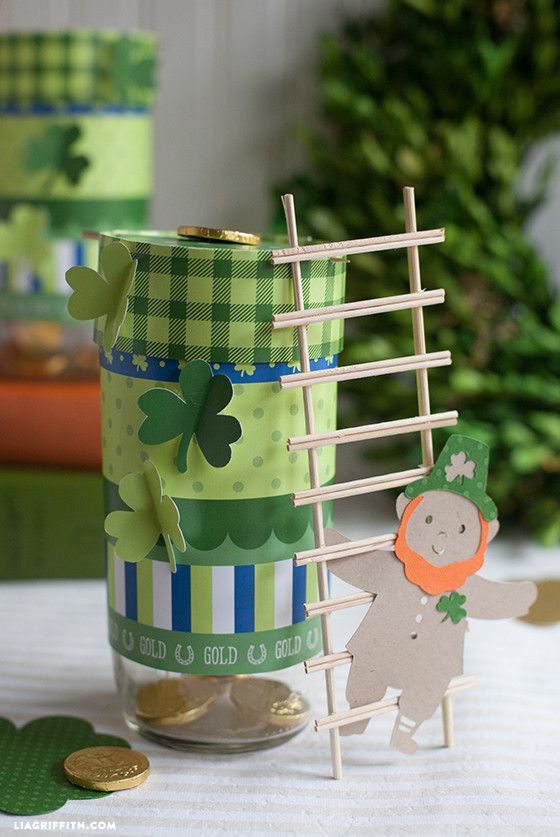 Make this adorable Leprechaun trap with your kids.