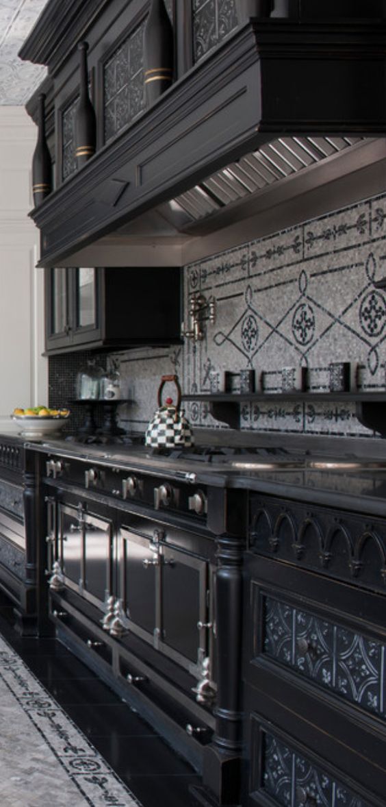 36 Dramatic Home Gothic Décor Design Ideas that Reek of Boldness 31 Old World, Mediterranean, Italian