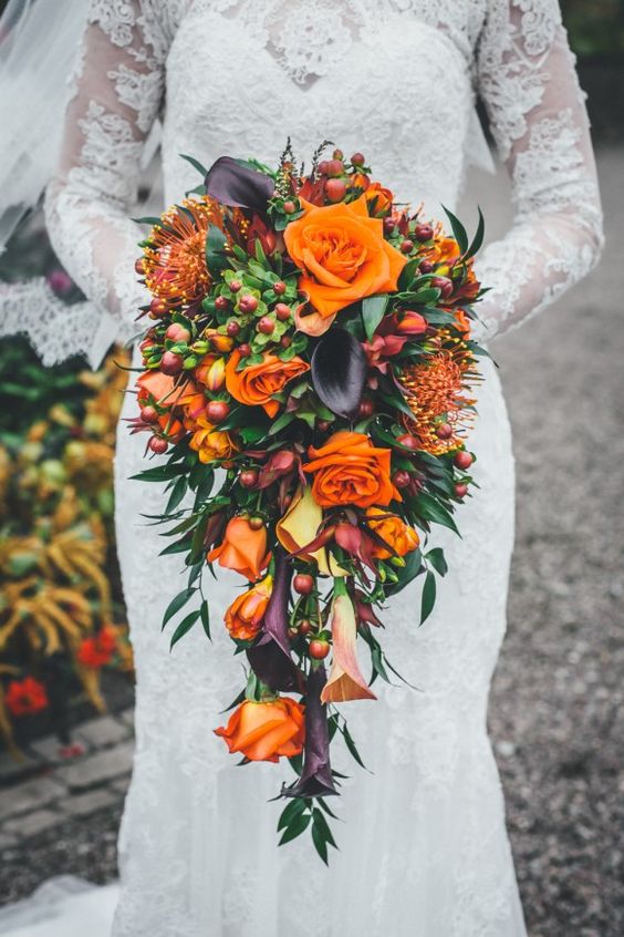 40+ Fascinating Halloween Wedding Ideas for Unforgettable Memories