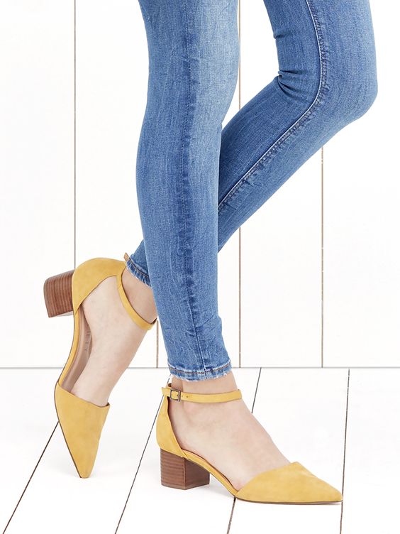 Suede block heel pumps