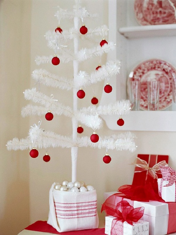 Classic Red And White Decoration