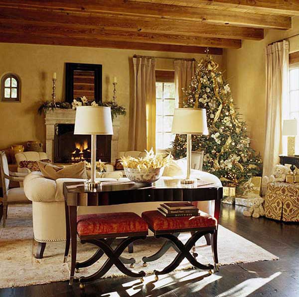 Country-Style Indoor Christmas Decorating Idea