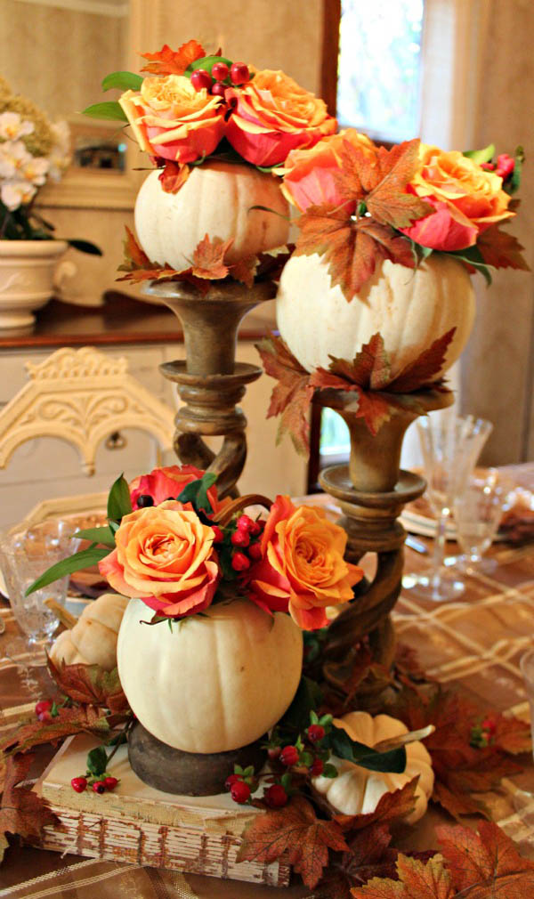 Country-style Thanksgiving Table Décor