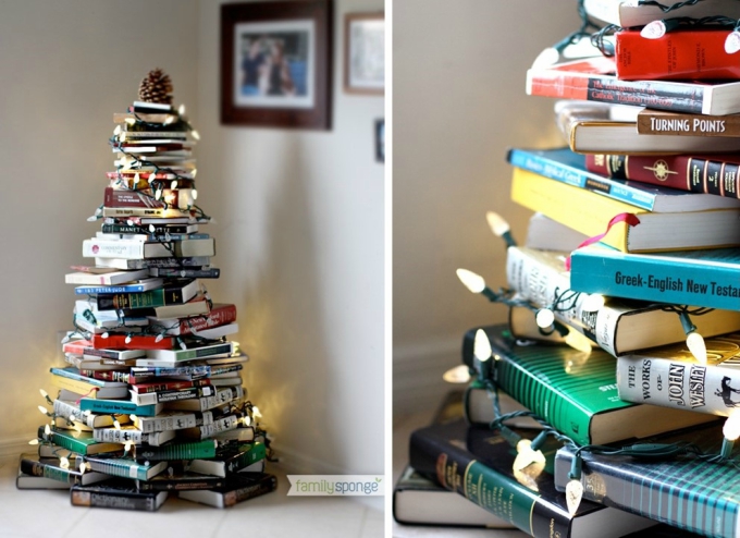 DIY Christmas tree idea for the book lover