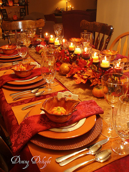 Elegant Thanksgiving Dinner Table Setting