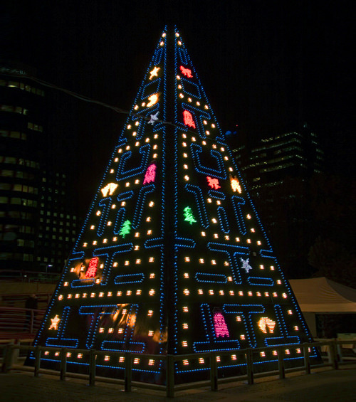 Pac – Man Christmas Tree