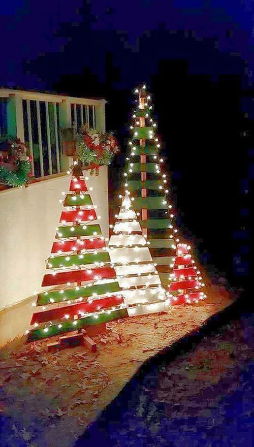Pallet Christmas Trees with Lights