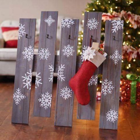 Pallet Stocking Holder