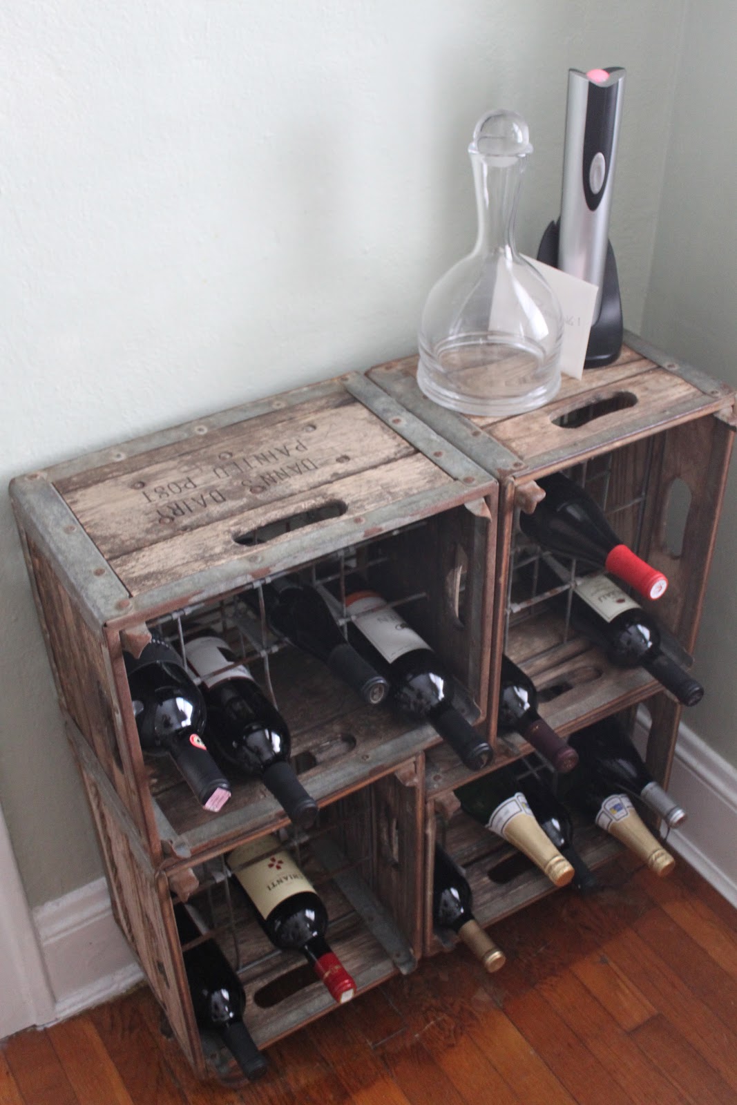 Pallet Wine Rack via The Whoot