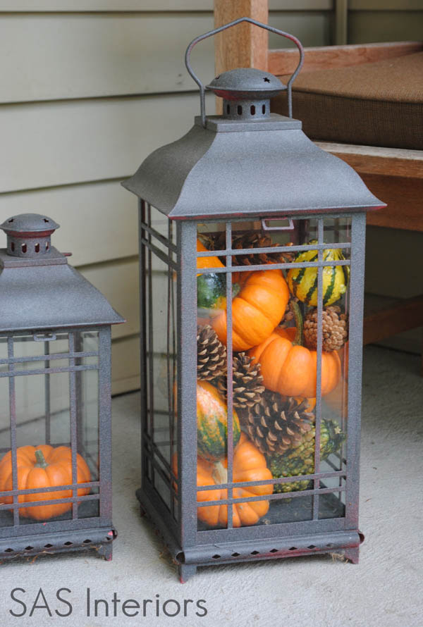 Recycled Lamp Thanksgiving Décor