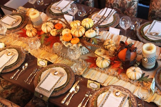 Thanksgiving Dining Table Decor