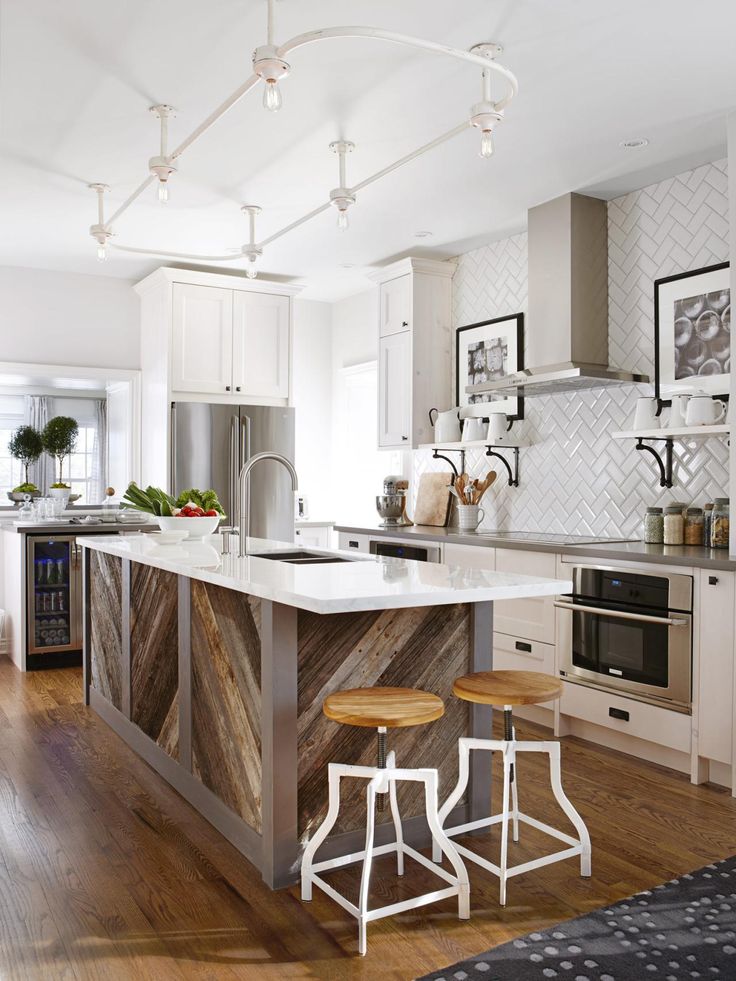 White Kitchens Ideas and Designs