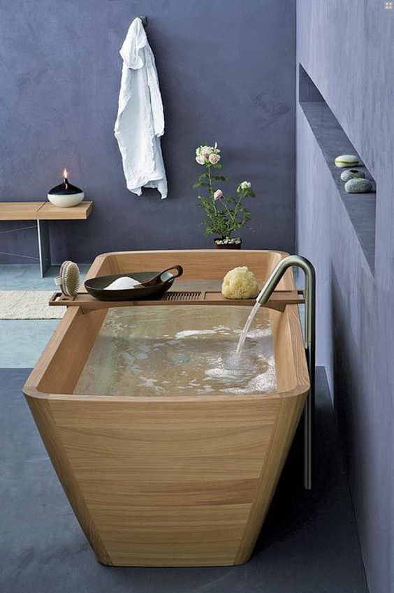 Wooden Bath Tub