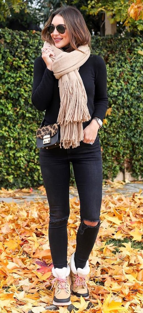 top + rips + scarf + boots + bag