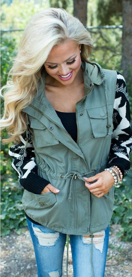 Army Vest + Black Printed Knit + Ripped Skinny Jeans Fall Outfit Ideas That Are Inspiring